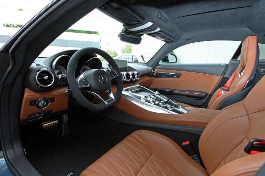 Mercedes-AMG GT in Black 2014 года  (фото 5 из 7)
